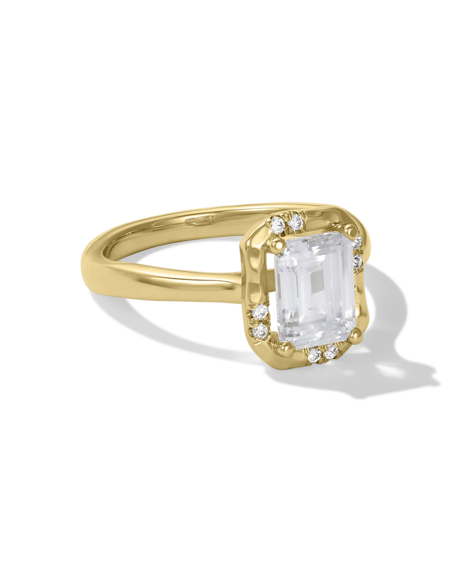 Emerald Goddess Diamond Ring - Image 4