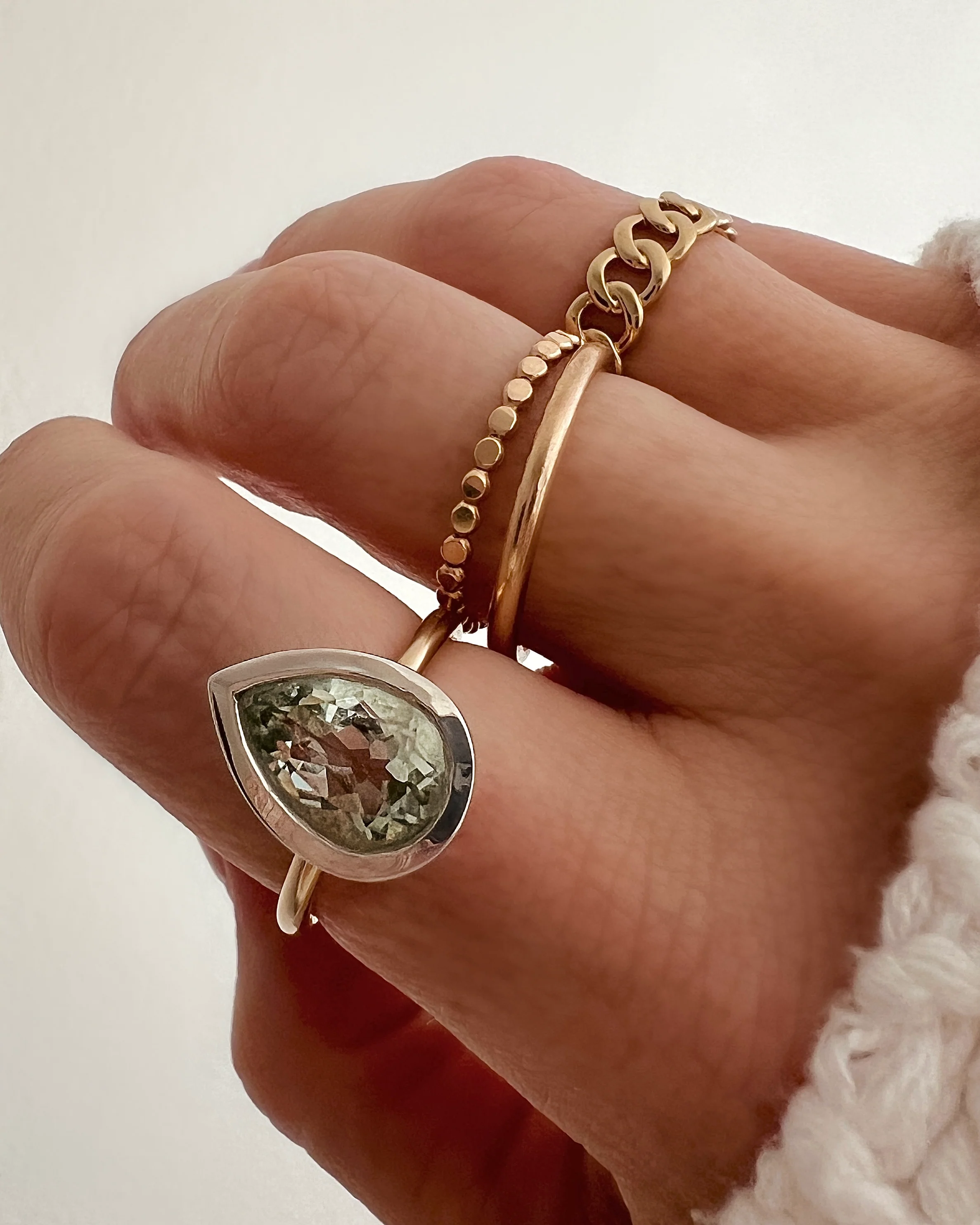 La Mer Pear Ring - Image 2